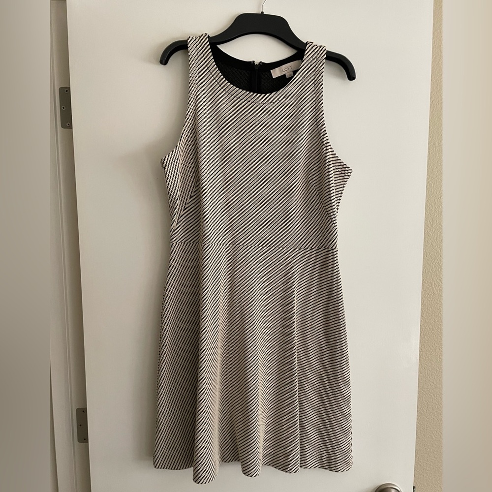 Like New! Ann Taylor Loft a-line dress